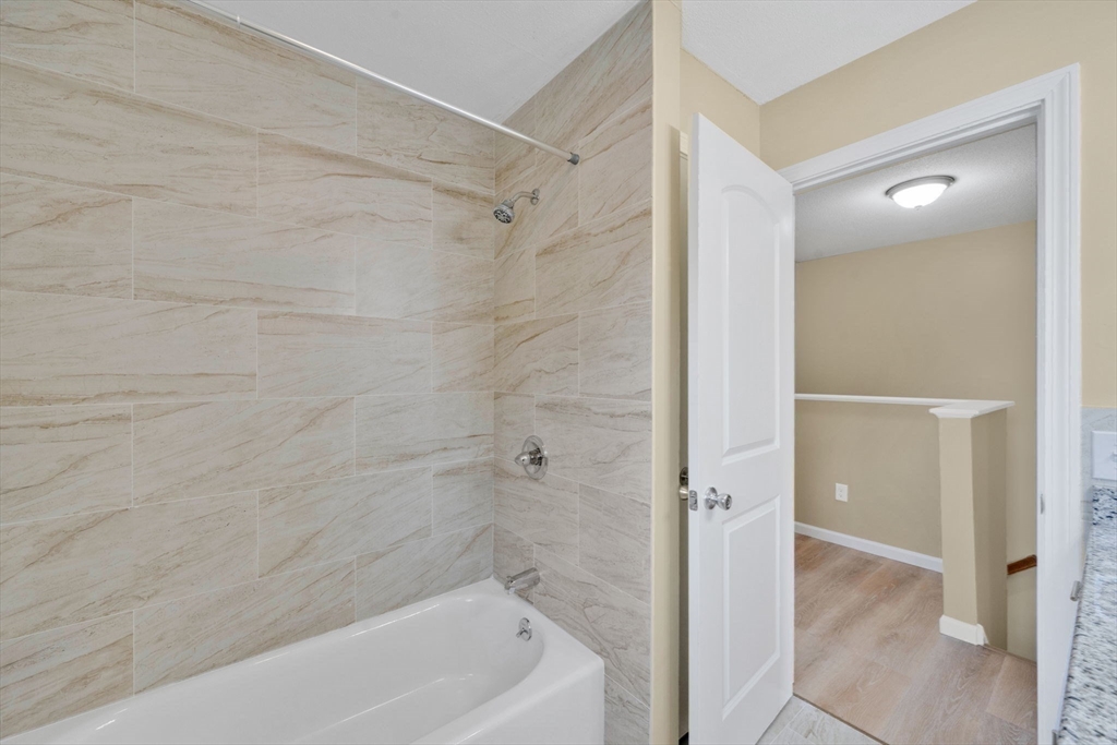 19-21 Biddle Street Springfield, MA 01129 - Photo 10 of 32