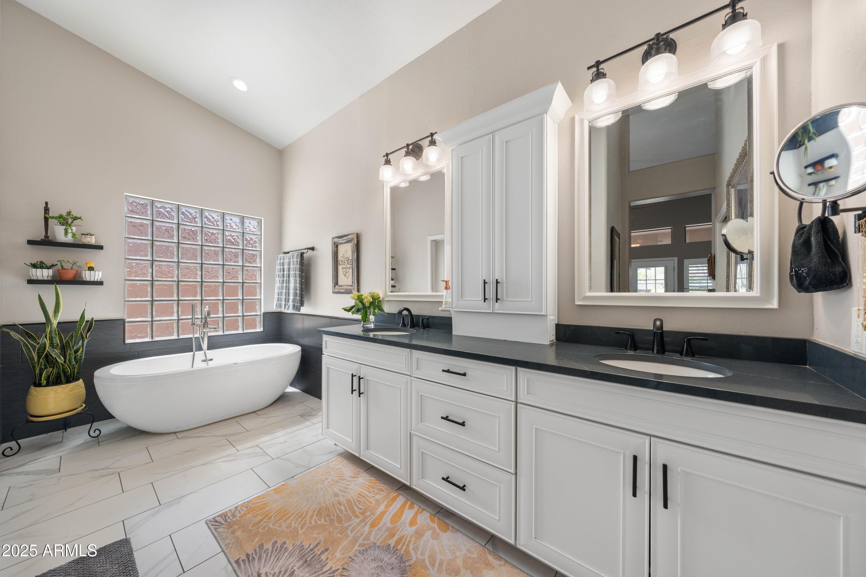13679 East Geronimo Road Scottsdale, AZ 85259 - Photo 23 of 48 Primary Bath