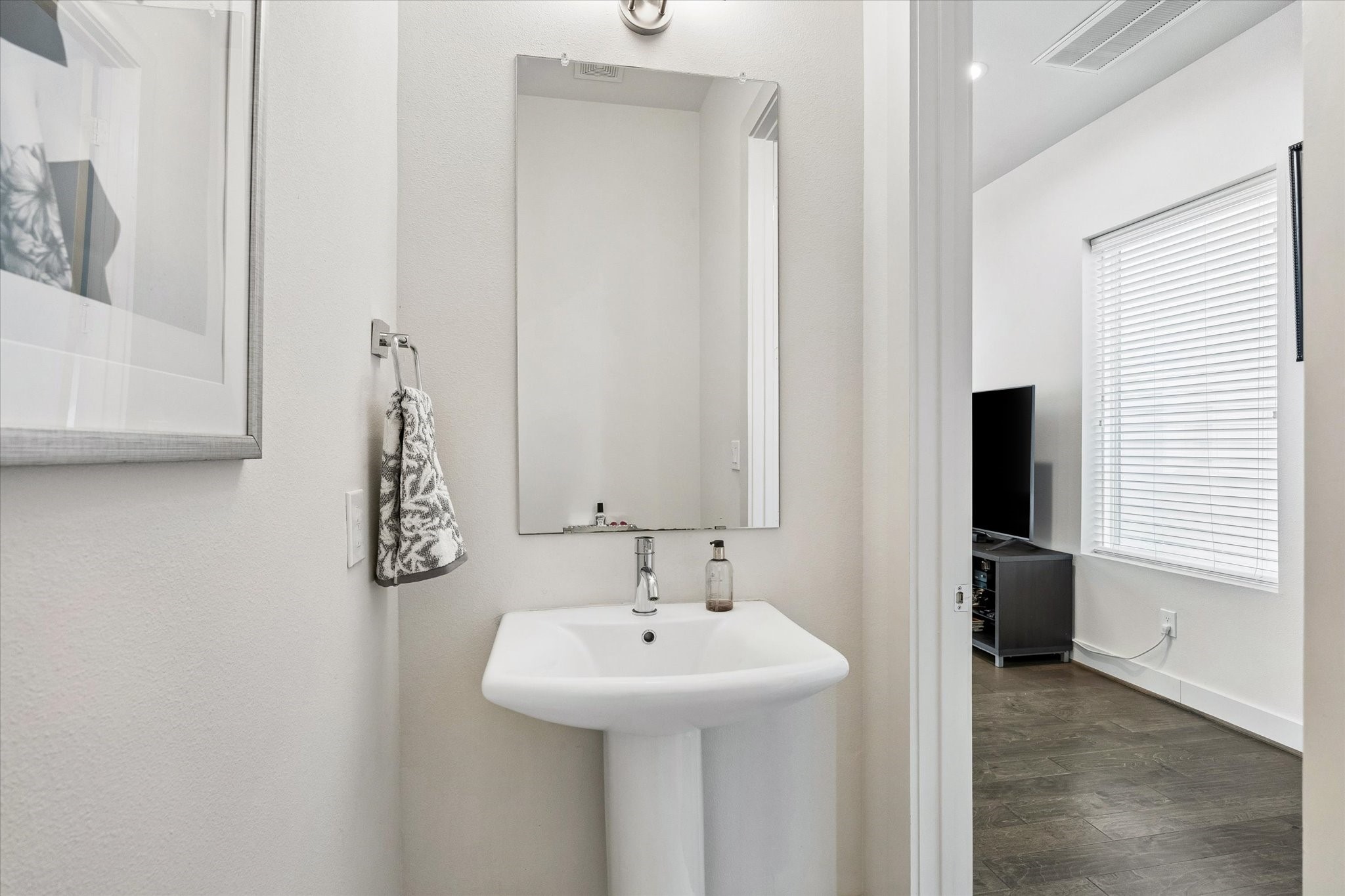 1310 Hussion Street Houston, TX 77003 - Photo 16 of 34