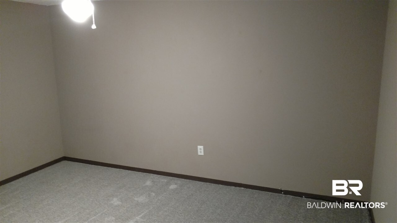 7958 Hilltop Street Mobile, AL 36619 - Photo 7 of 25