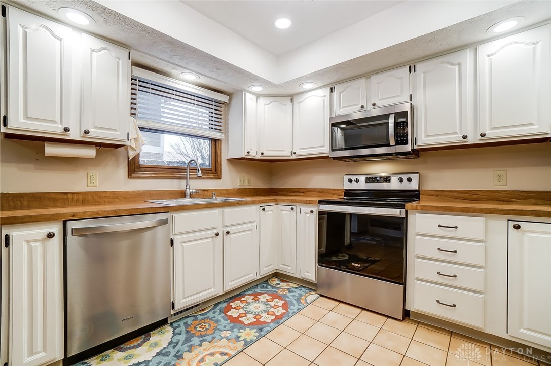 925 Deer Run Road Dayton, OH 45459 - Photo 20 of 53 Gallery Image 20