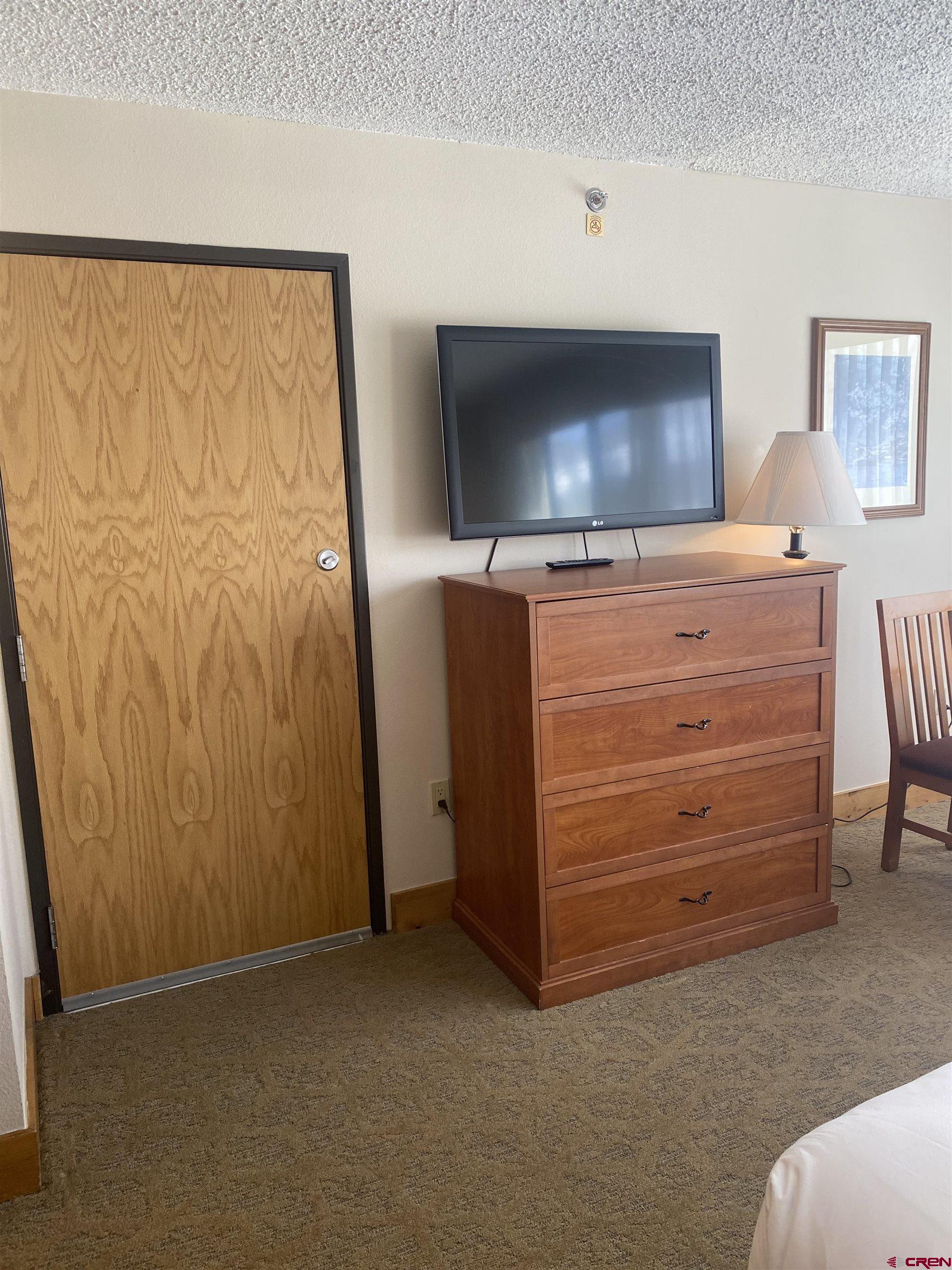 6 Emmons Road, Unit 114 Crested Butte, CO 81225 - Photo 6 of 23 Gallery Image 6