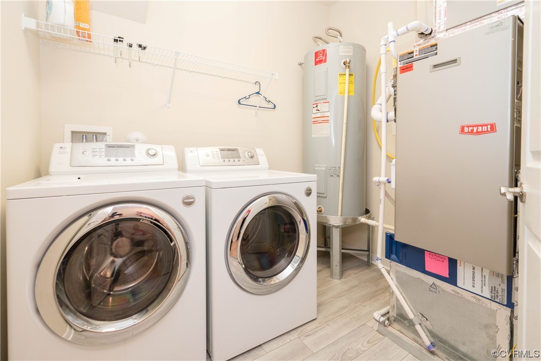 3421 Coles Point Way, Unit E Glen Allen, VA 23060 - Photo 28 of 28 a utility room with dryer and washer
