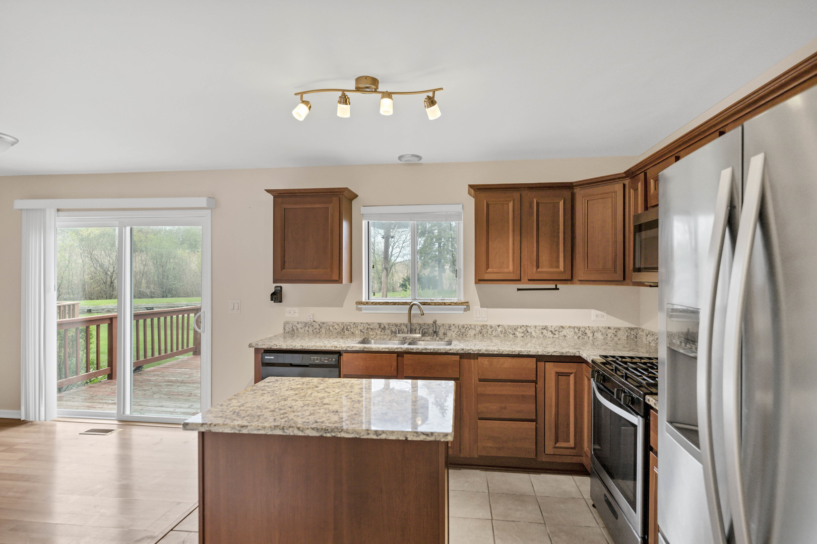 5903 Delaware Avenue Gurnee, IL 60031 - Photo 8 of 19