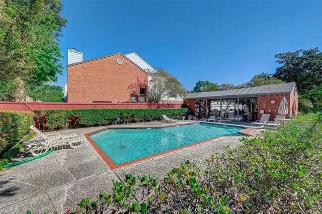 $2,350 | 2604 Bering Drive, Unit 2604, Houston, TX 77057