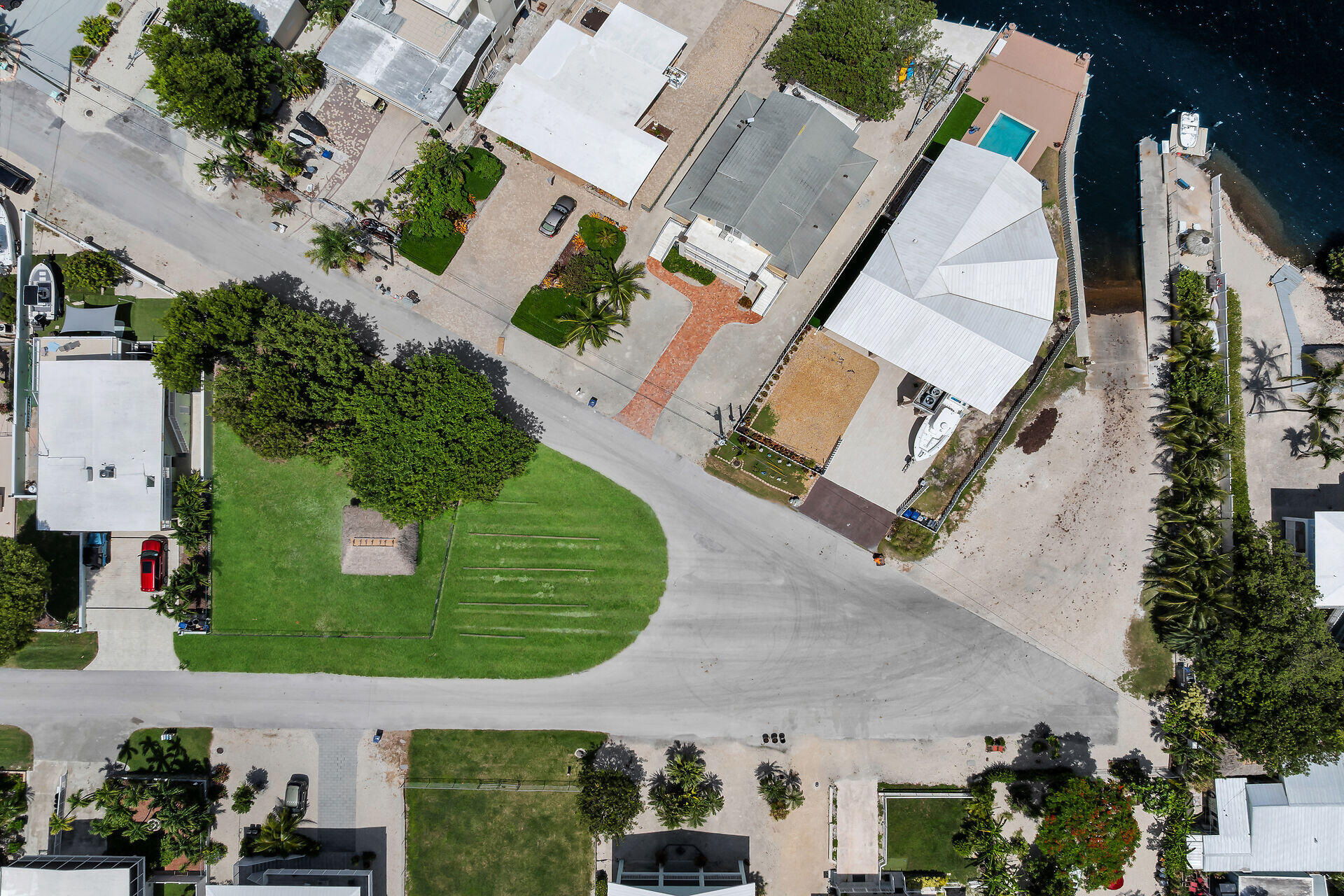 417 3rd Street Key Largo, FL 33037 - Photo 60 of 64 virtual-tour-364377-61