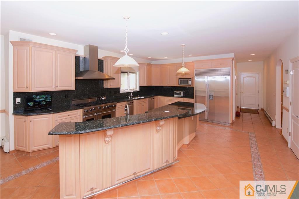 230 Rhode Hall Road Monroe Township, NJ 08831 - Photo 9 of 46 Gallery Image 9