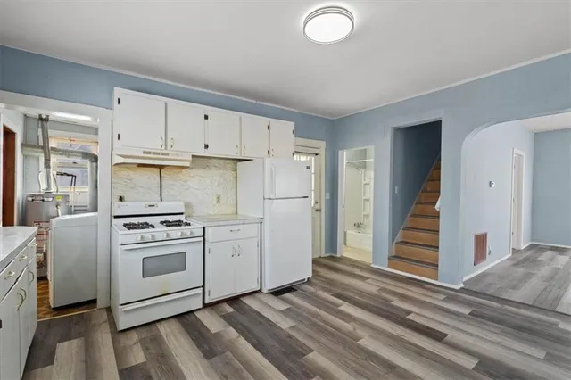 $179,000 | 403 South Ash Street, Ottawa, KS 66067