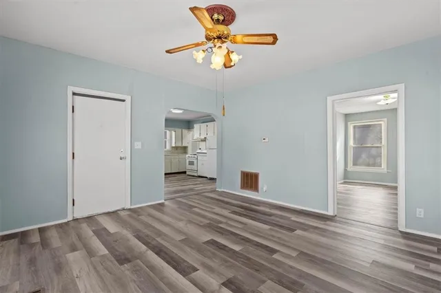 $179,000 | 403 South Ash Street, Ottawa, KS 66067