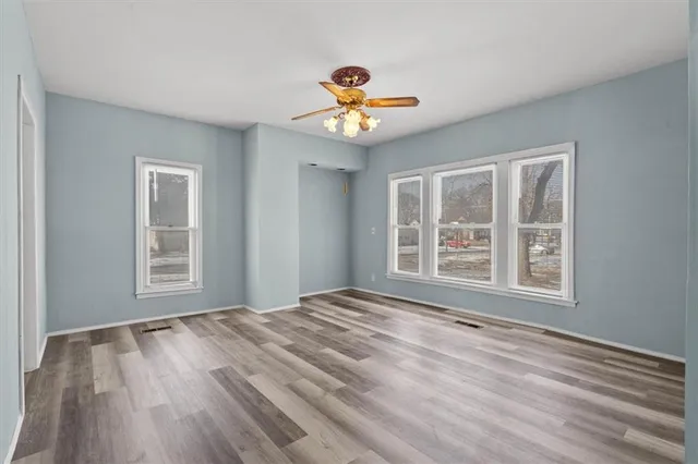 $179,000 | 403 South Ash Street, Ottawa, KS 66067