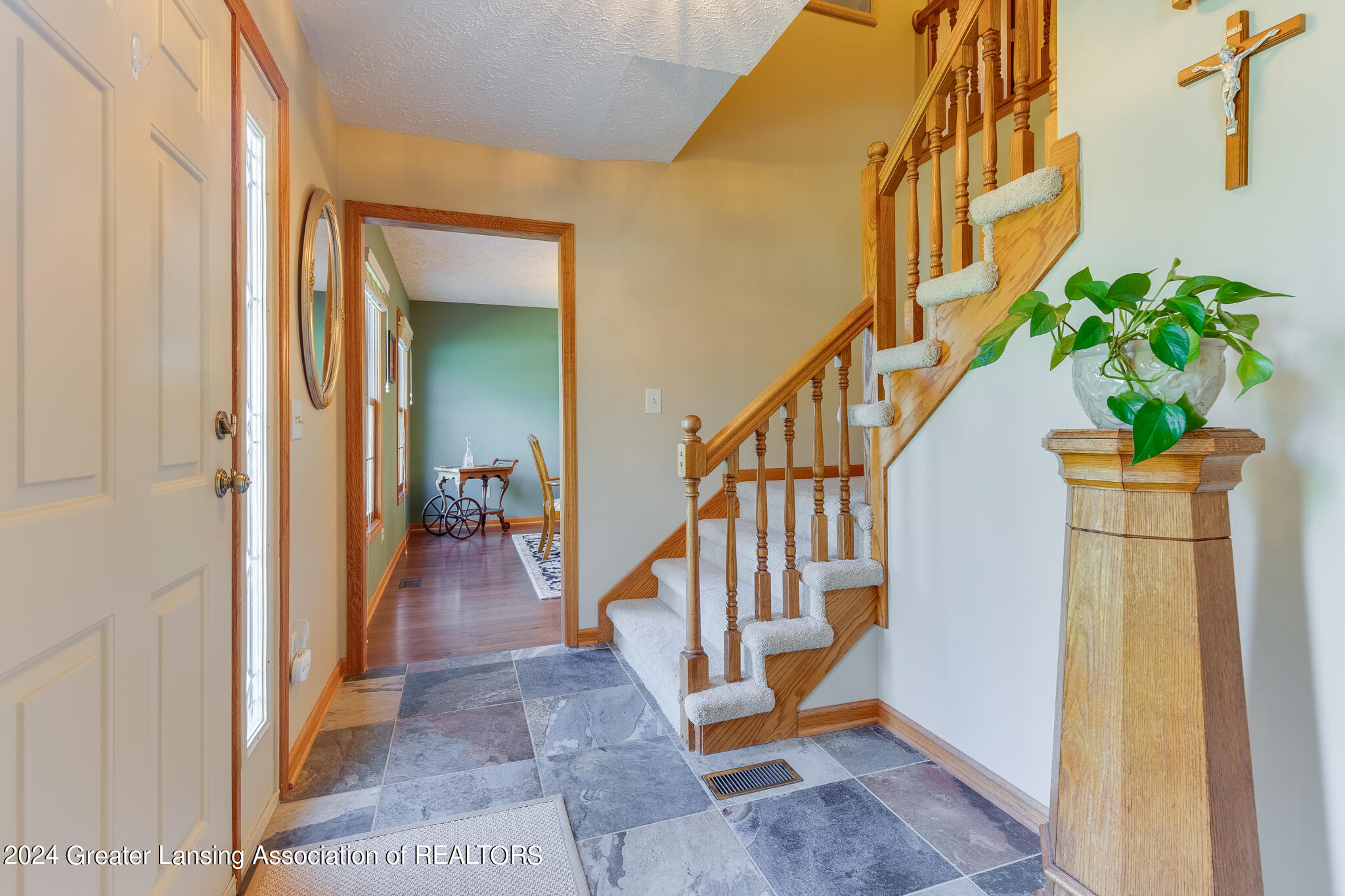 3933 West Herbison Road Dewitt, MI 48820 - Photo 4 of 56 3933_W_Herbison_BROCK-23