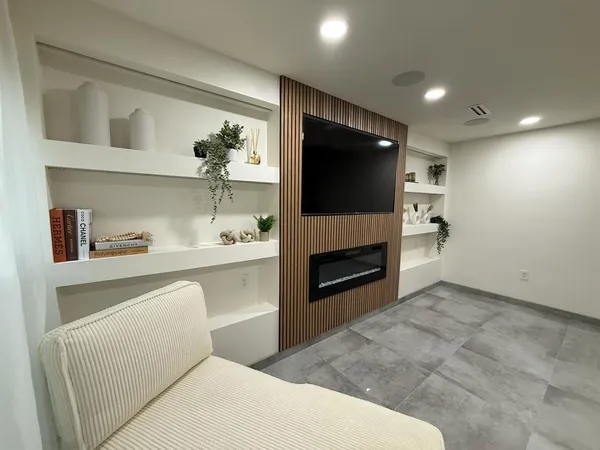 $3,500 | 5912 Harvest Hill, Dallas, TX 75230