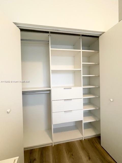 Doral Doral, FL 33178 - Photo 31 of 38 a view of an empty walk in closet