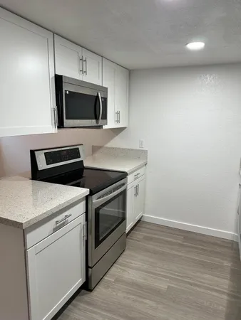 $1,195 | 16801 North 26th Street, Unit 17, Phoenix, AZ 85032