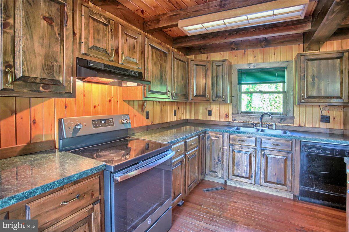 4460 Goose Valley Road Harrisburg, PA 17112 - Photo 6 of 46 Gallery Image 6