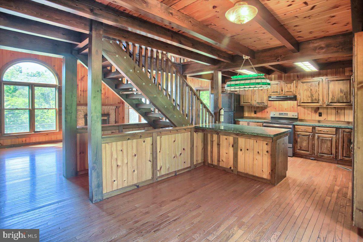 4460 Goose Valley Road Harrisburg, PA 17112 - Photo 8 of 46 Gallery Image 8