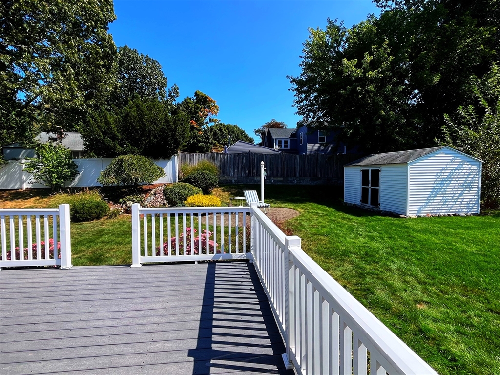 37 Denwall Drive Springfield, MA 01119 - Photo 28 of 32
