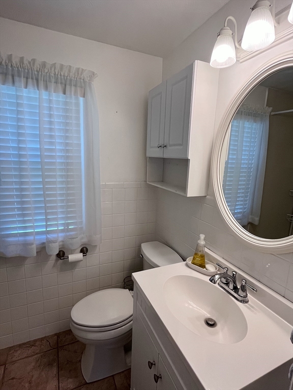 37 Denwall Drive Springfield, MA 01119 - Photo 7 of 32