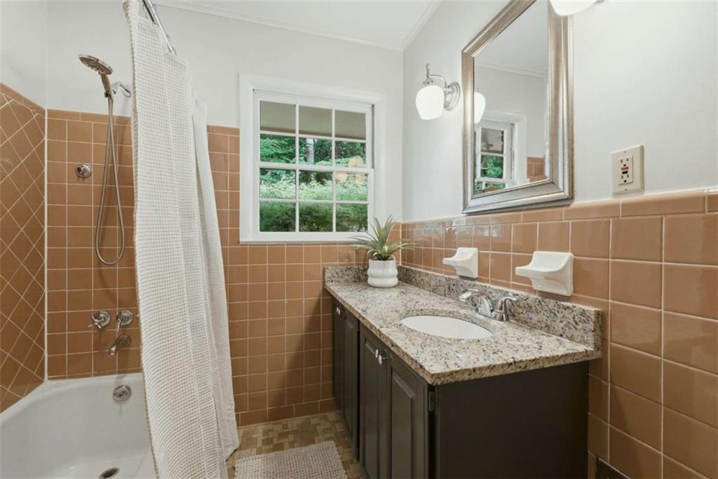 2016 Hollidon Road Decatur, GA 30033 - Photo 14 of 30