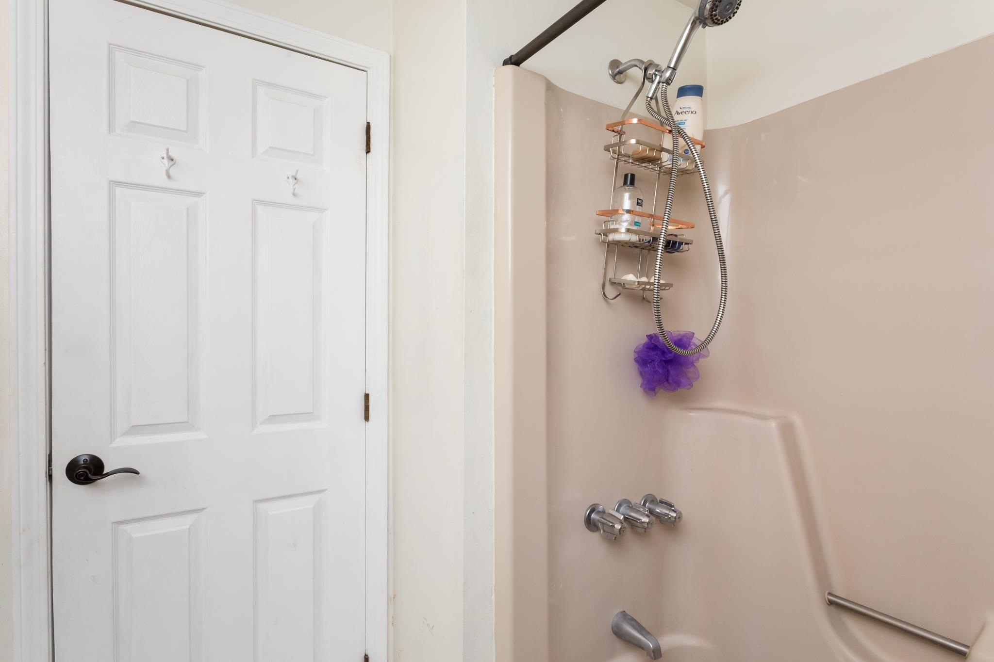 7 Cedarbrook Avenue, Unit C Rochester, NH 03867 - Photo 30 of 40