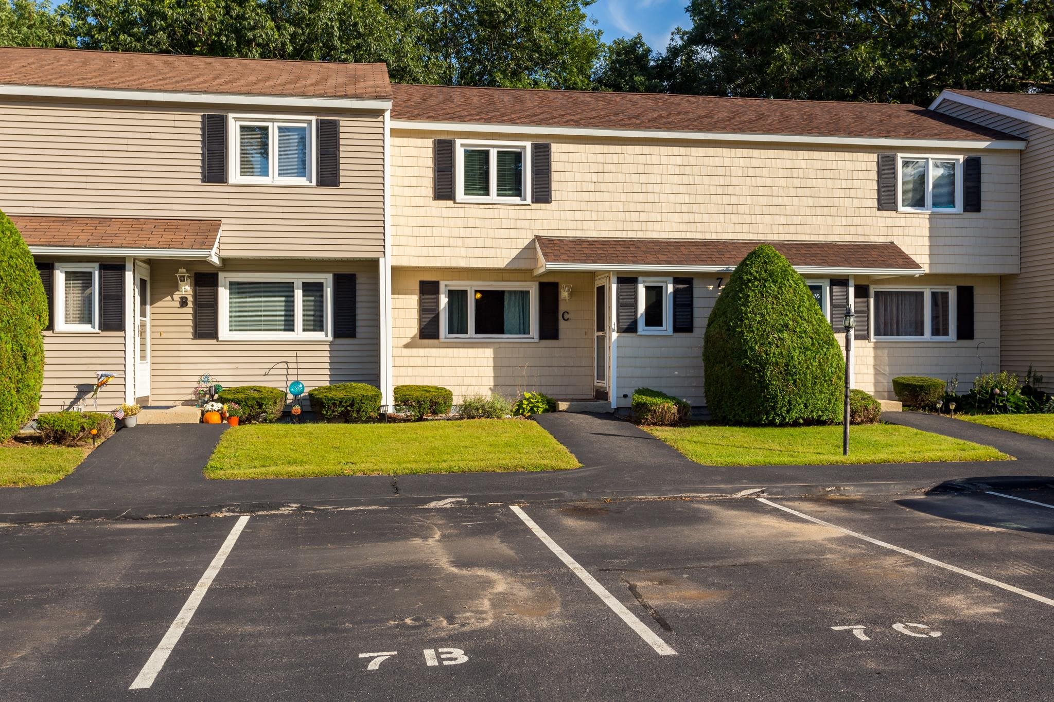 7 Cedarbrook Avenue, Unit C Rochester, NH 03867 - Photo 4 of 40