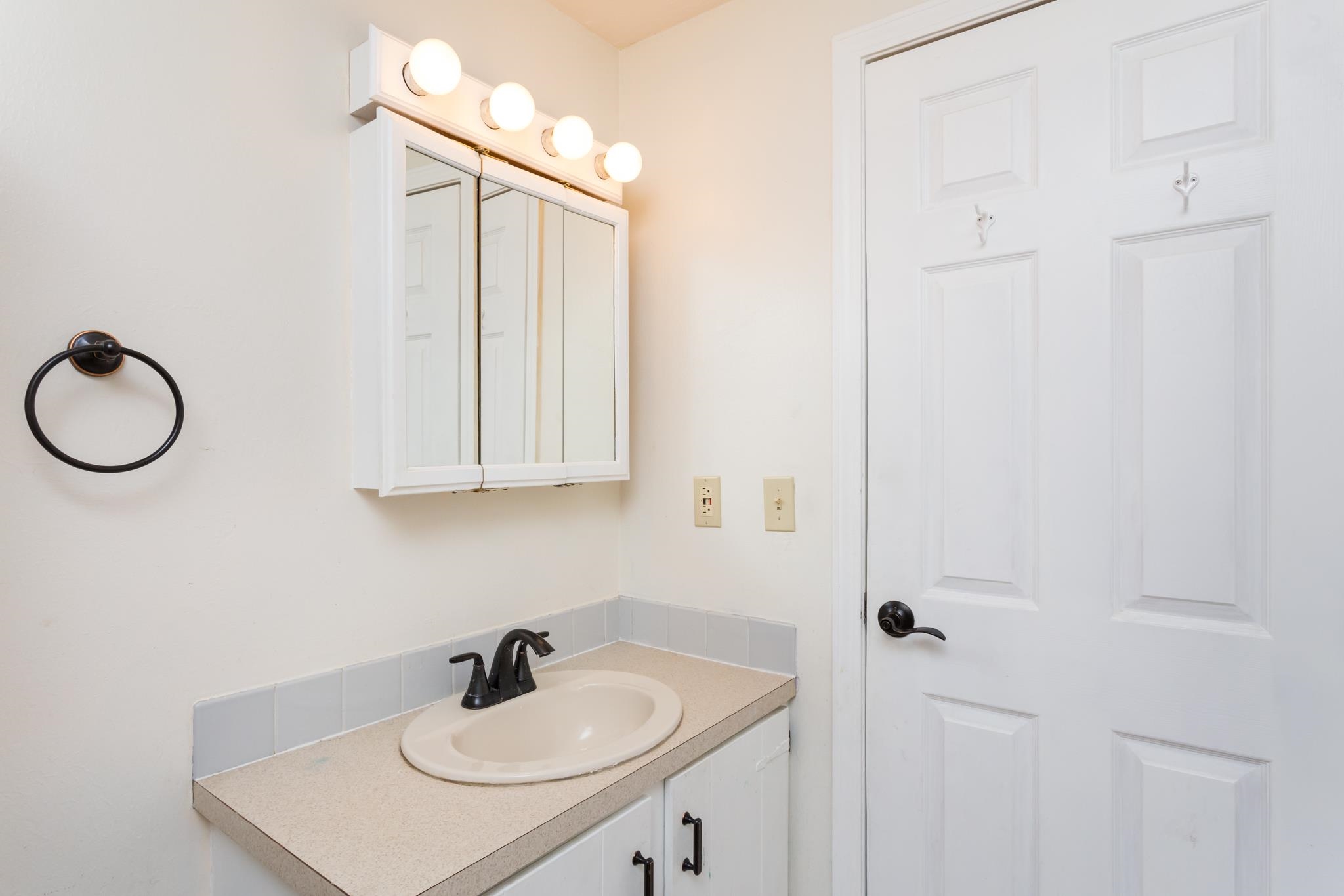 7 Cedarbrook Avenue, Unit C Rochester, NH 03867 - Photo 31 of 40