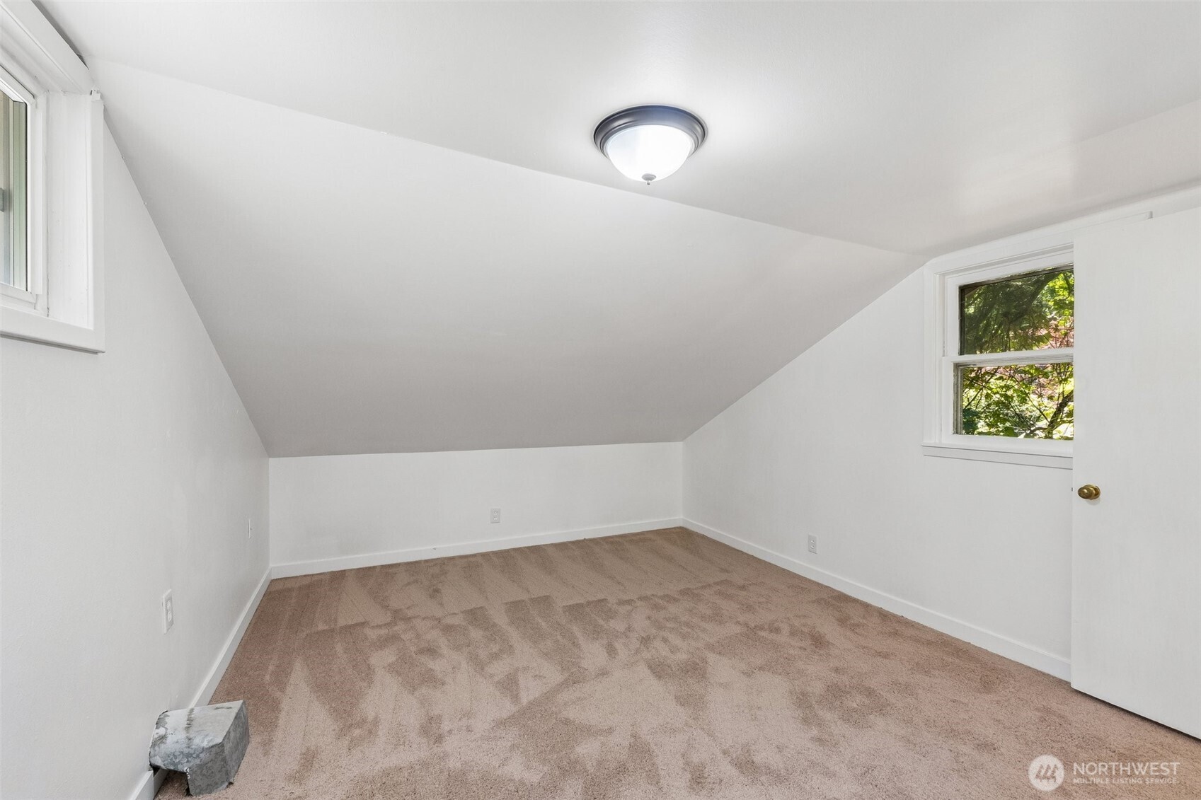 7629 236th Street Southwest Edmonds, WA 98026 - Photo 22 of 39
