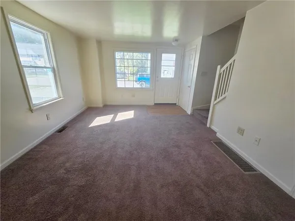 $950 | 235 B Allen Street, Elmira, NY 14904