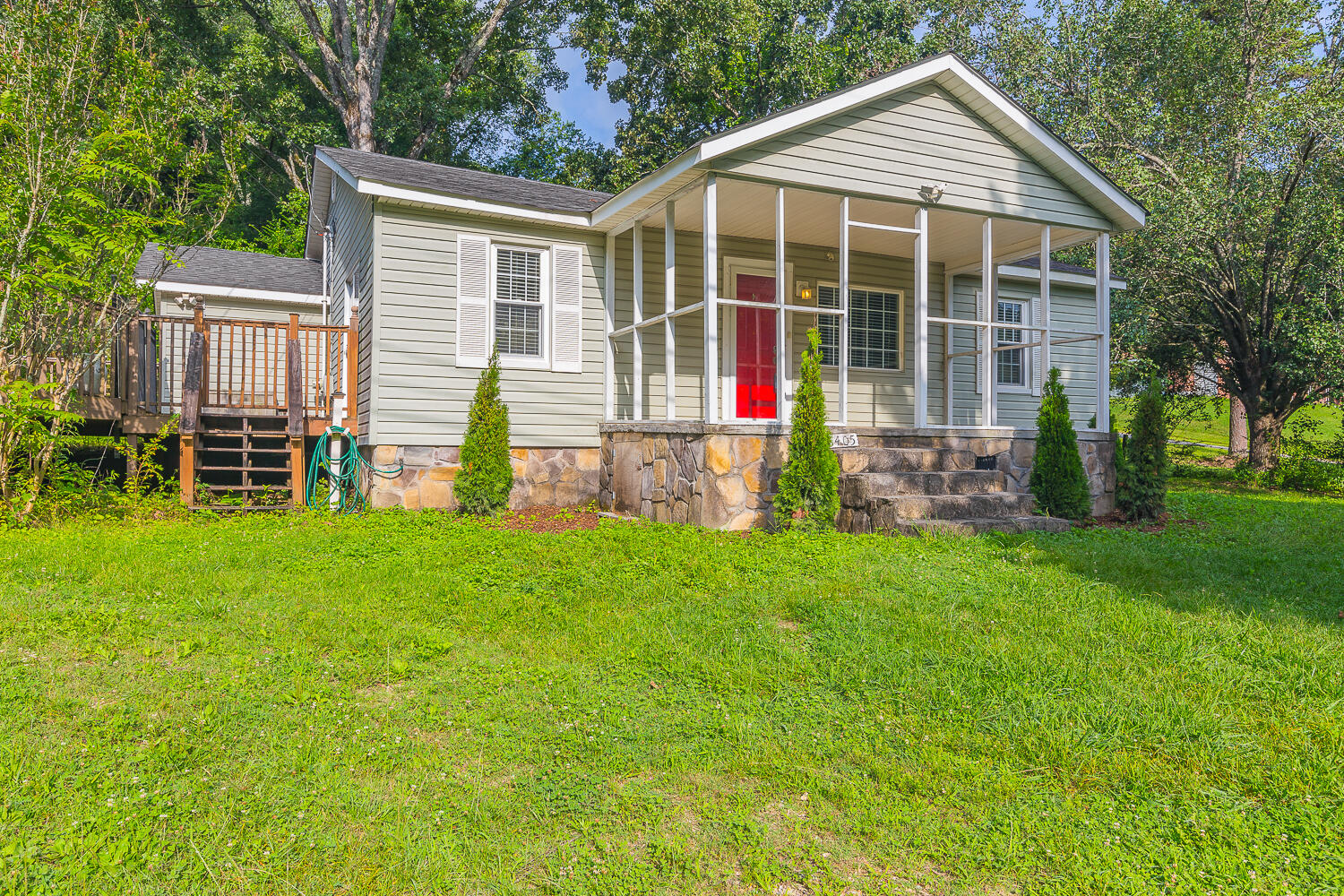 6405 Hunter Road Harrison, TN 37341 - Photo 1 of 28 6405 Hunter Road HD_