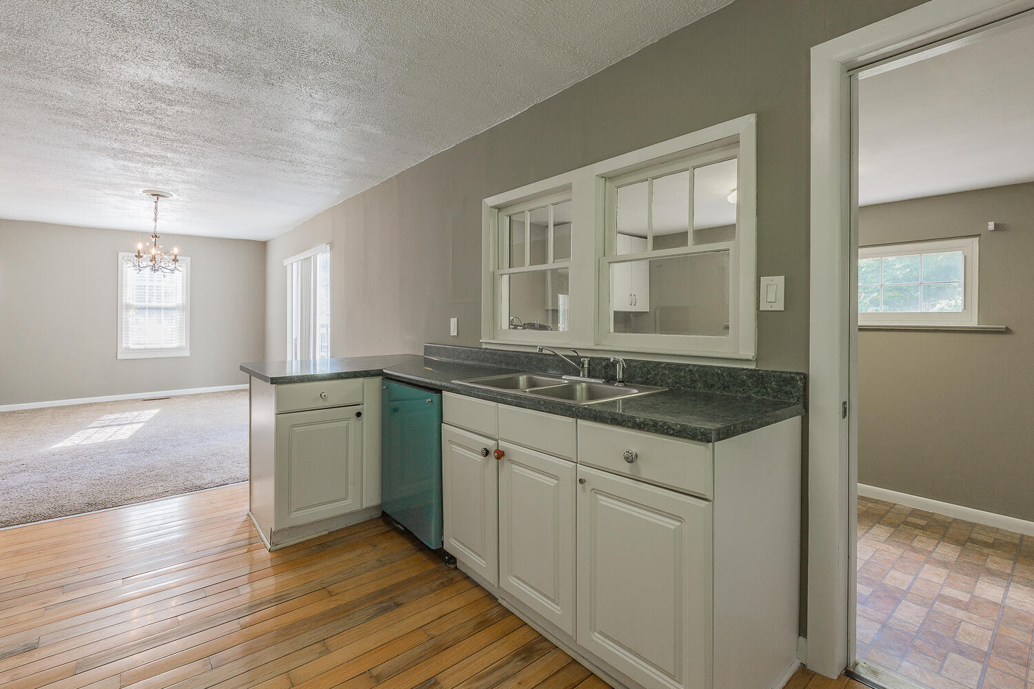 6405 Hunter Road Harrison, TN 37341 - Photo 7 of 28 6405 Hunter Road HD_-31