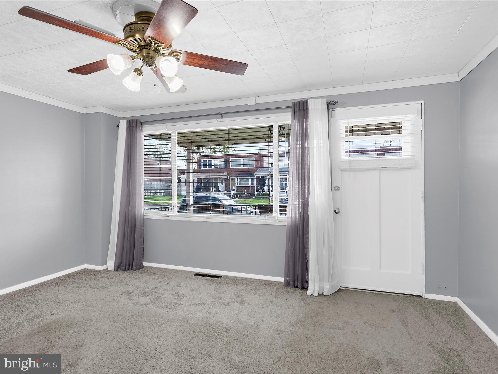 8104 Mid Haven Road Baltimore, MD 21222 - Photo 6 of 35 SPACIOUS LIVING ROOM.