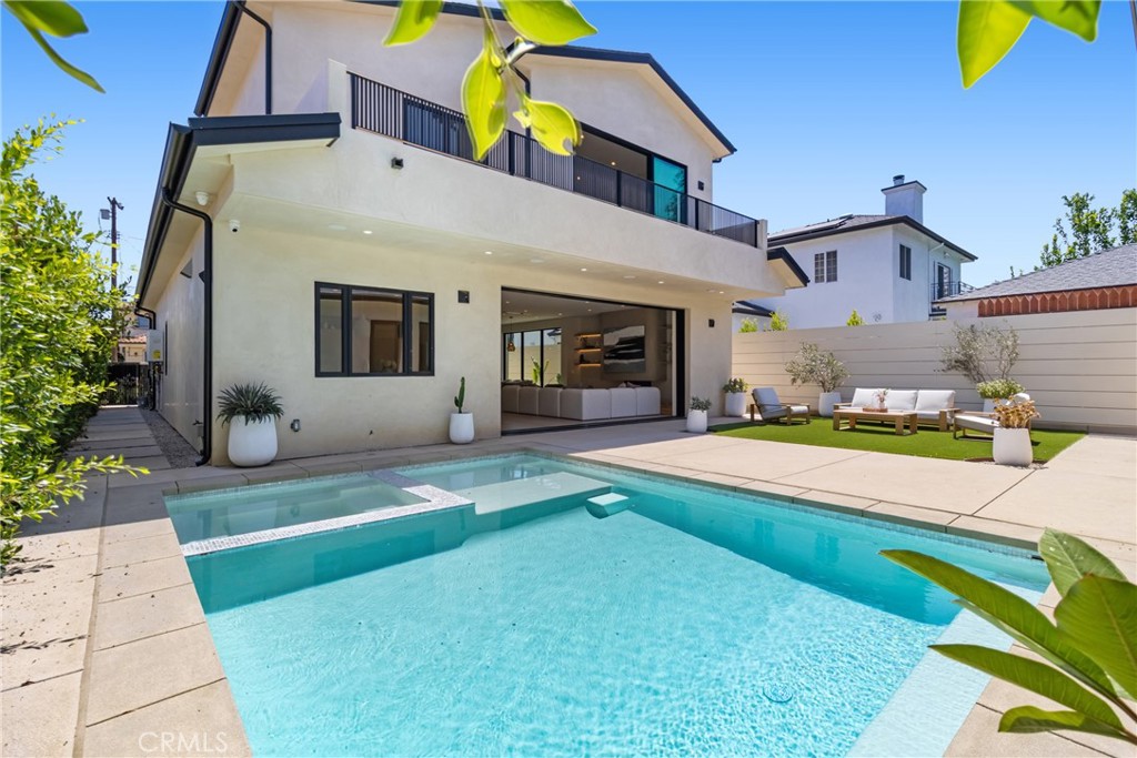 15721 Addison Street Encino, CA 91436 - Photo 30 of 69