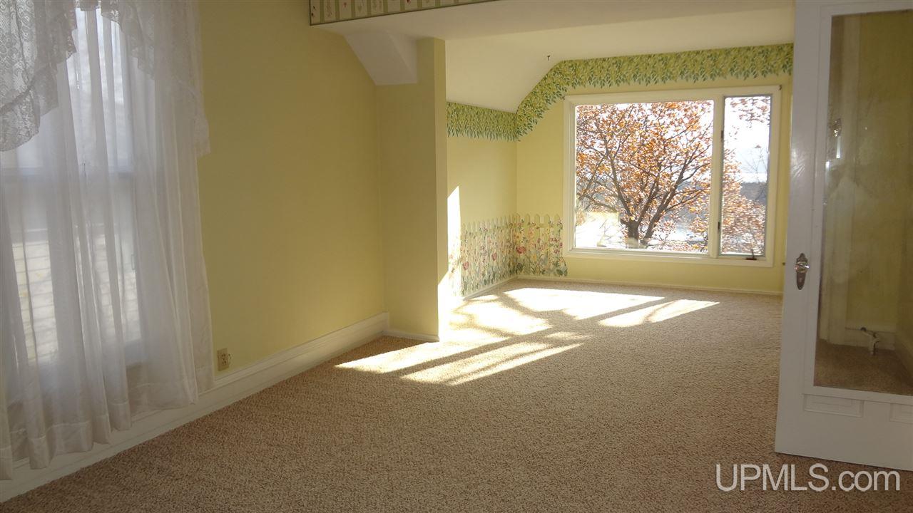 214 East Ridge Street Marquette, MI 49855 - Photo 21 of 34 Gallery Image 21