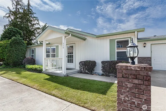 $219,900 | 530 Sunday Drive, East Wenatchee, WA 98802