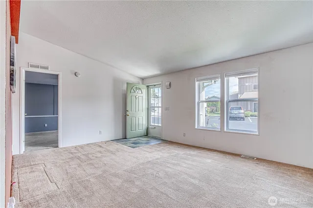 $219,900 | 530 Sunday Drive, East Wenatchee, WA 98802