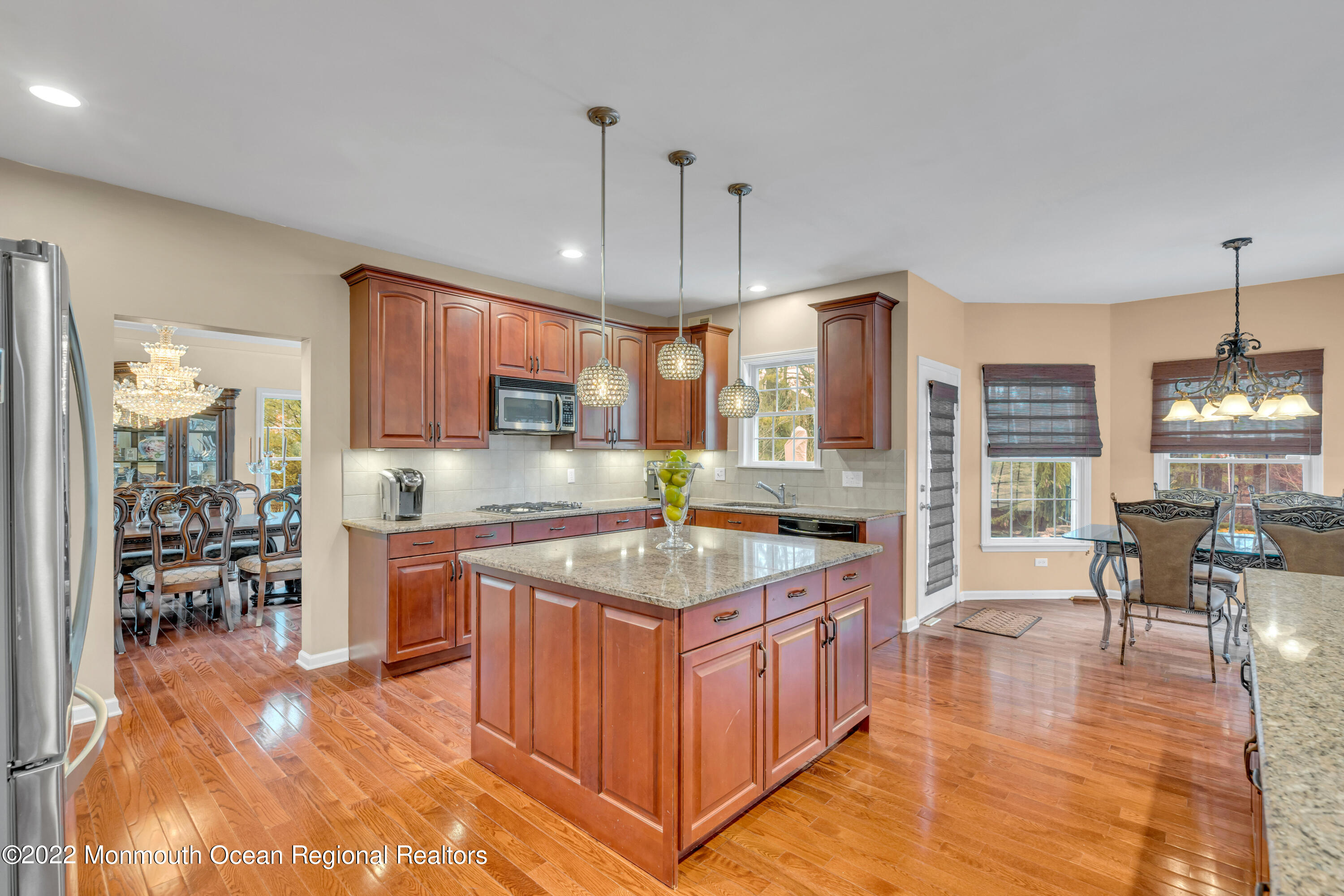 69 Mill Pond Road Jackson, NJ 08527 - Photo 14 of 49 GOURMET KITCHEN