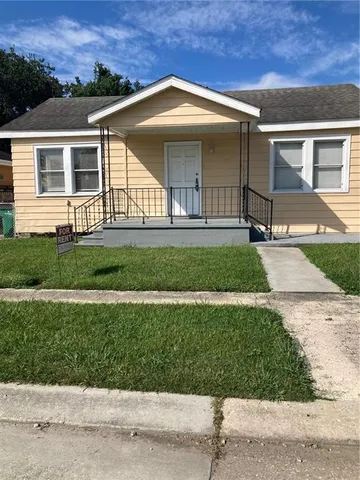 $1,700 | 3827 Derbigny Street, Metairie, LA 70001