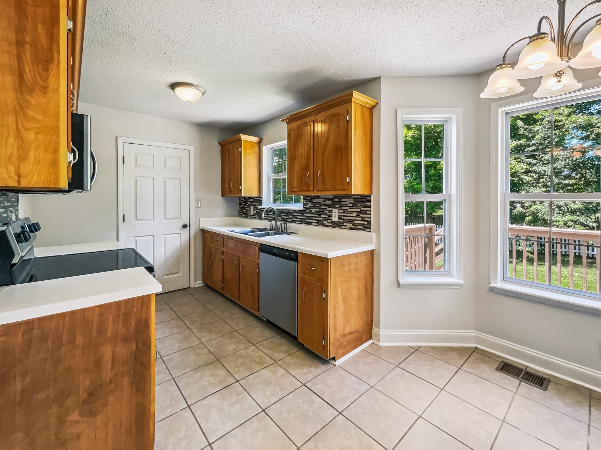 1333 Meredith Way Clarksville, TN 37042 - Photo 6 of 20