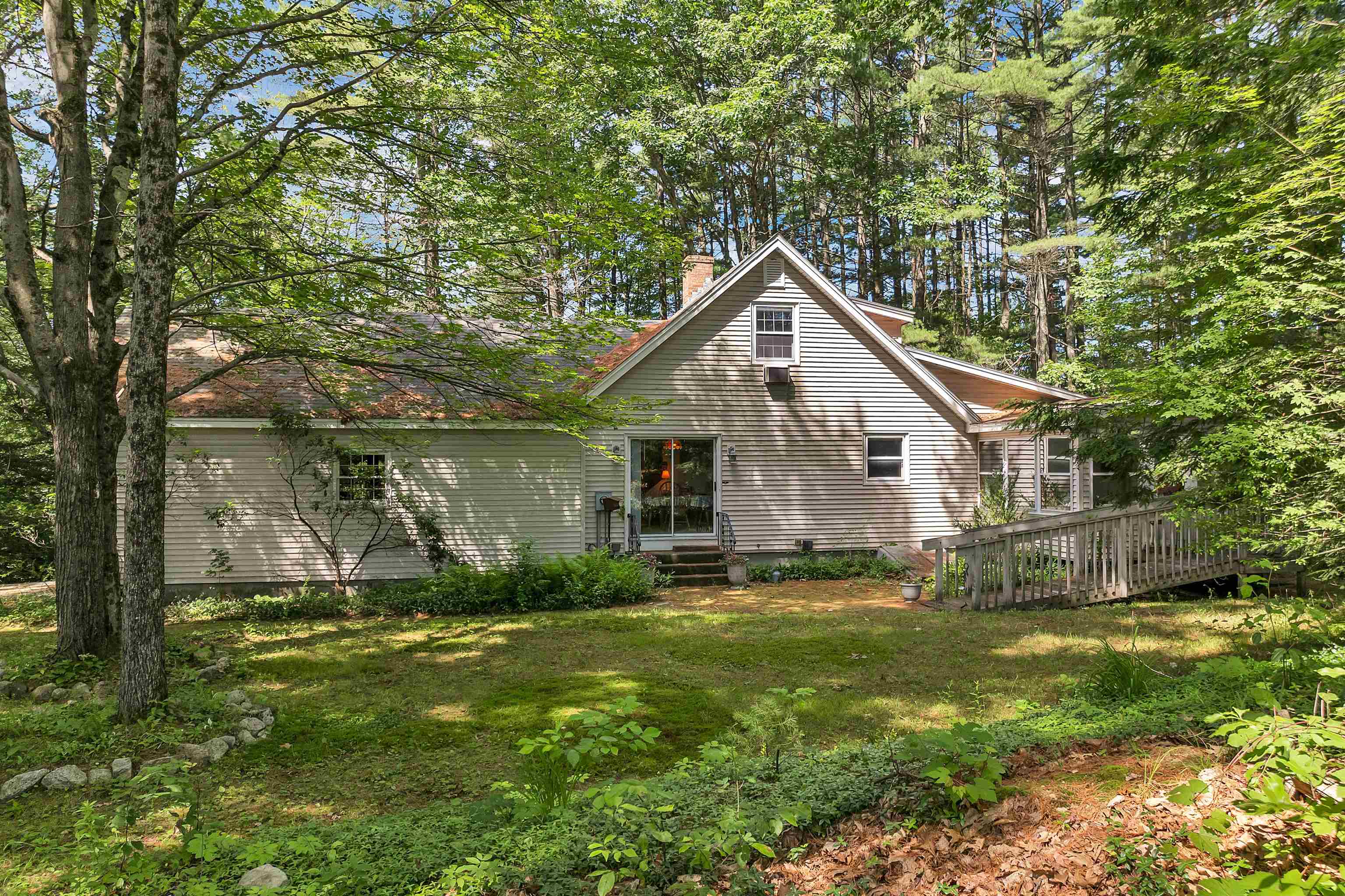50 Tanager Road Goffstown, NH 03045 - Photo 3 of 52