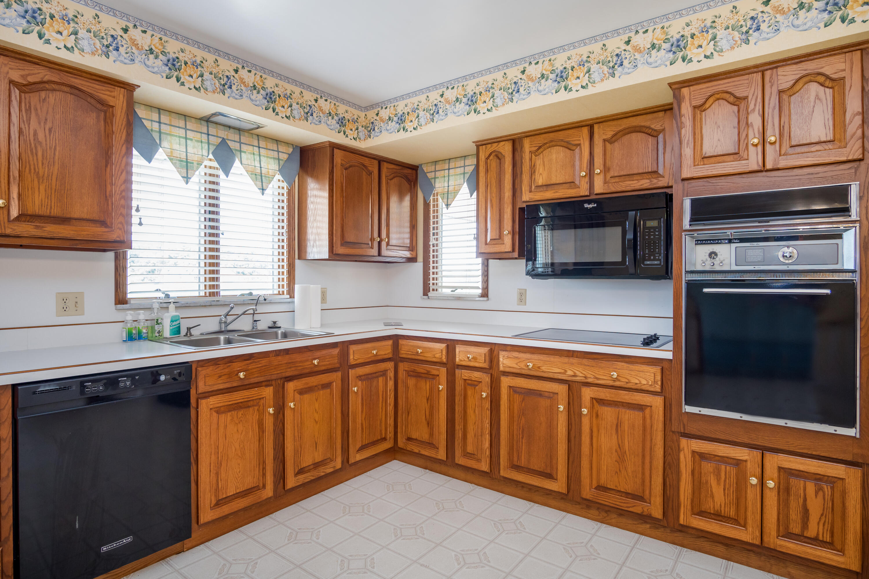 1992 Kelch Road Russia, OH 45363 - Photo 10 of 51 Gallery Image 10