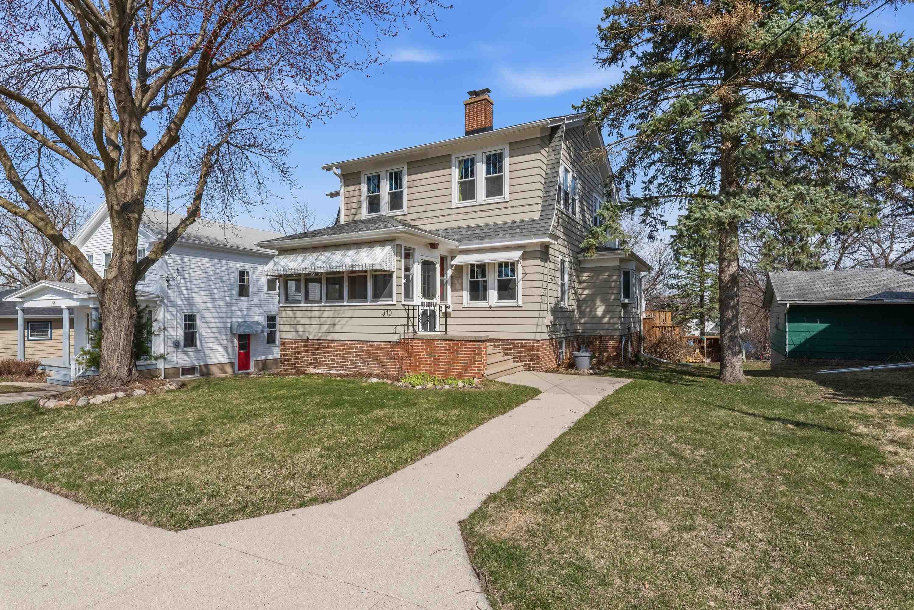 310 East 3rd Street Beaver Dam, WI 53916 - Photo 2 of 43