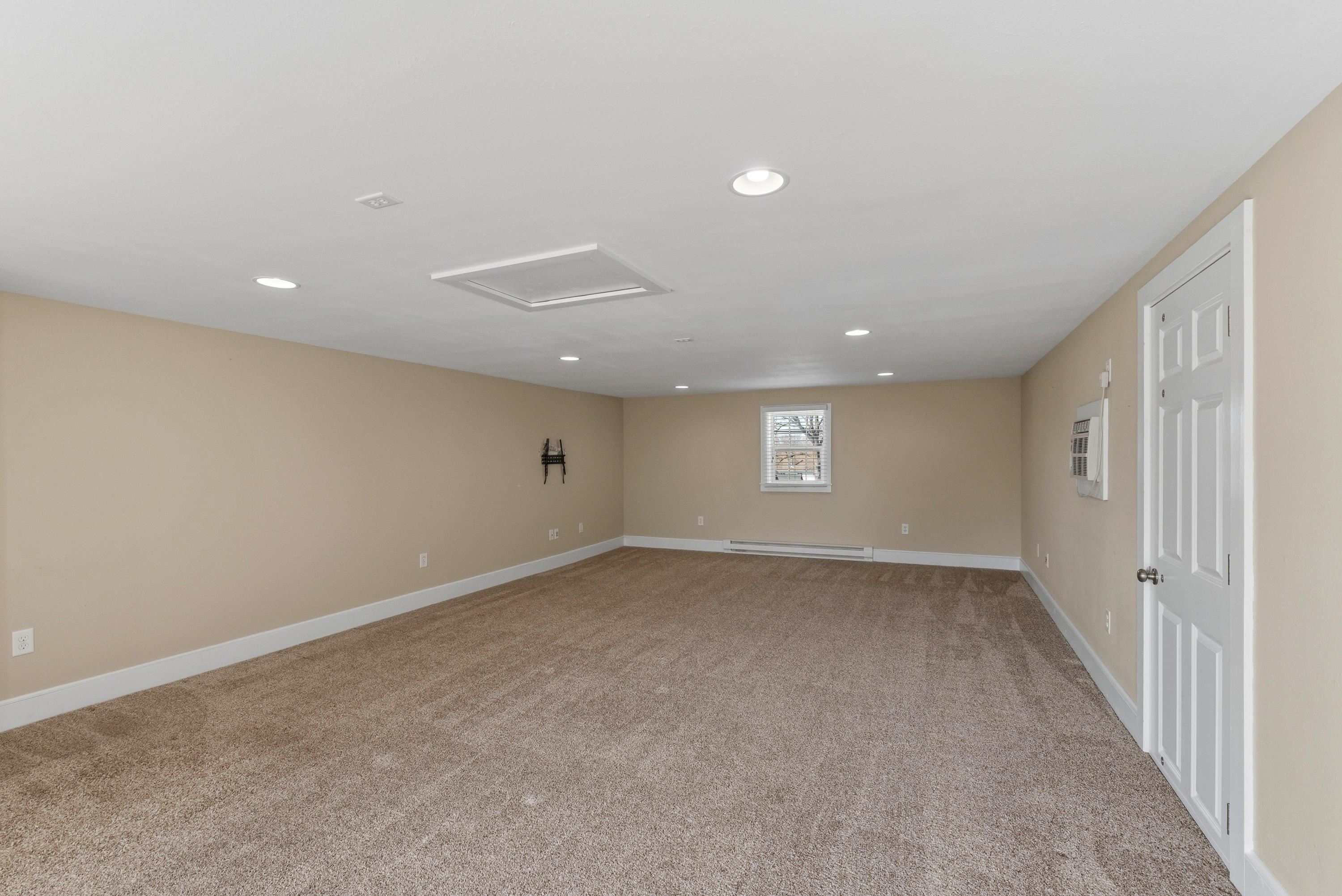 310 East 3rd Street Beaver Dam, WI 53916 - Photo 31 of 43