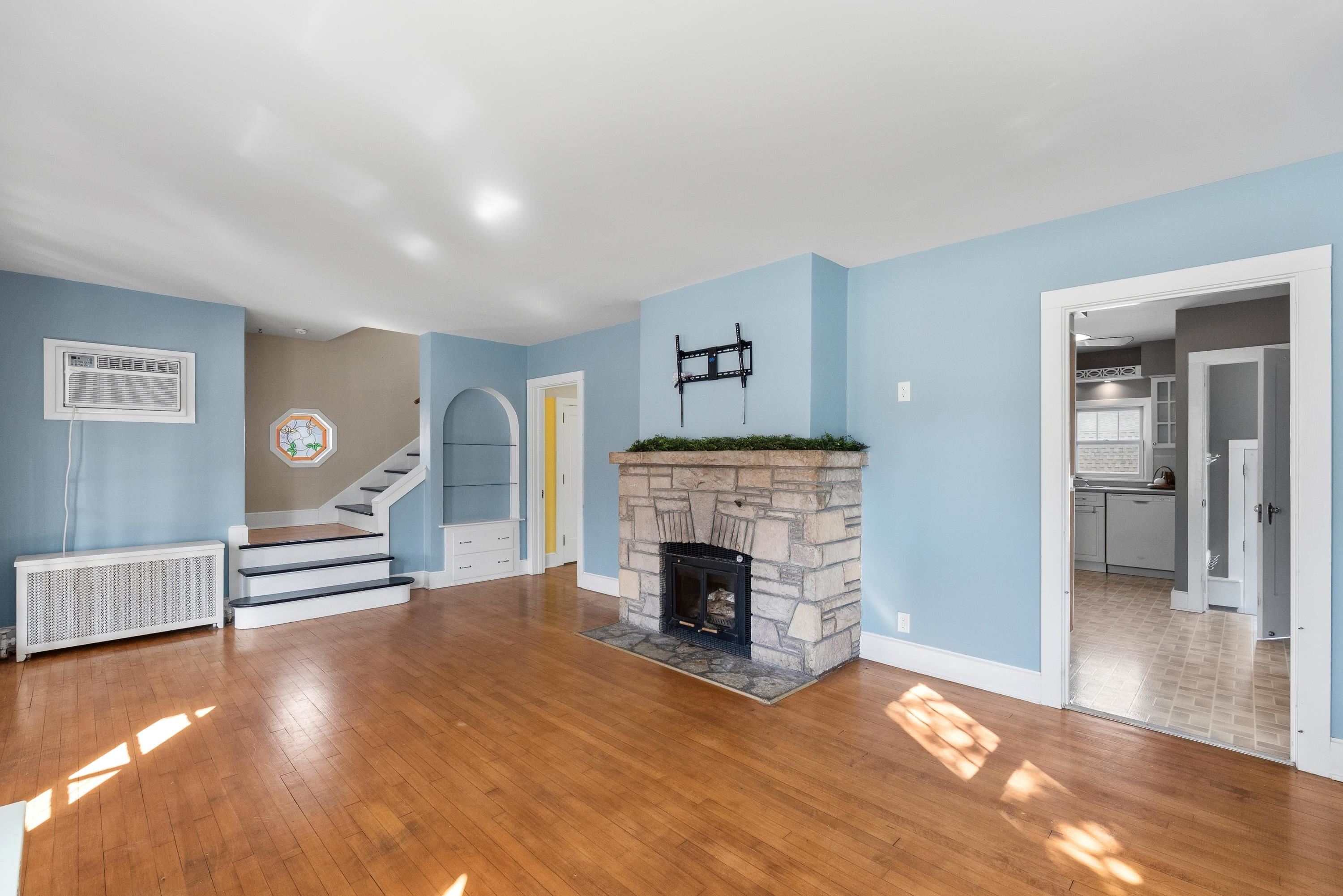 310 East 3rd Street Beaver Dam, WI 53916 - Photo 6 of 43