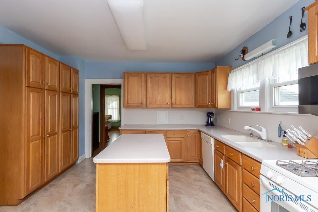 22300 Pemberville Road Luckey, OH 43443 - Photo 15 of 47 Gallery Image 15