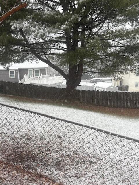 4760 Lantern Street Roanoke, VA 24019 - Photo 13 of 18 a front view of a house with a yard