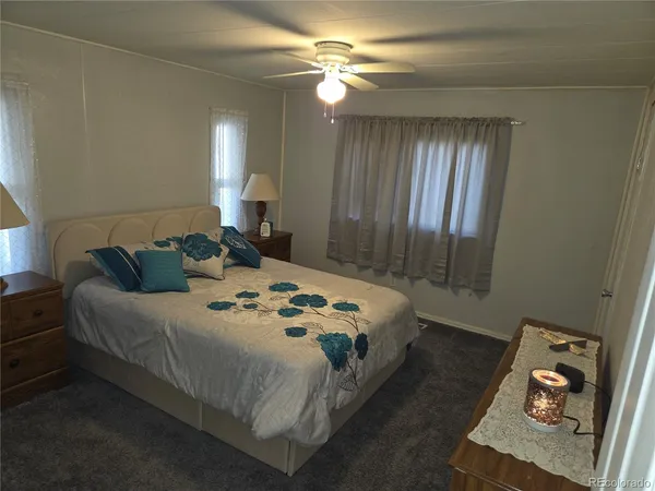 a room with a dresser