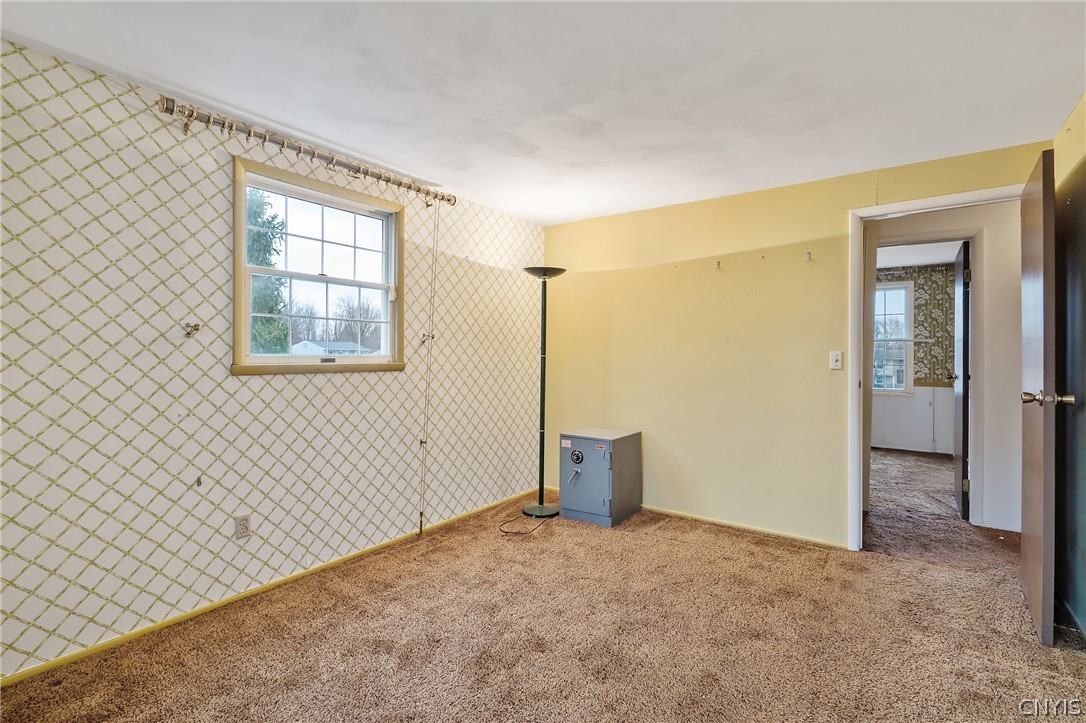 5984 Darby Road Cicero, NY 13039 - Photo 24 of 43 3rd bedroom