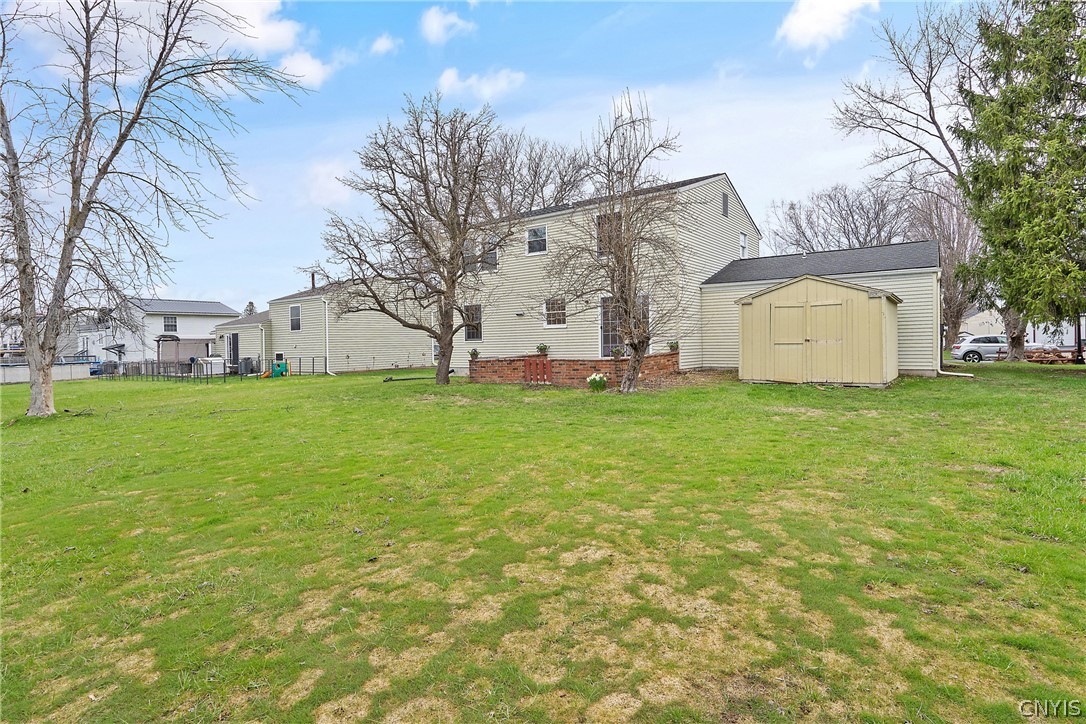 5984 Darby Road Cicero, NY 13039 - Photo 4 of 43 Plan your summer fun here