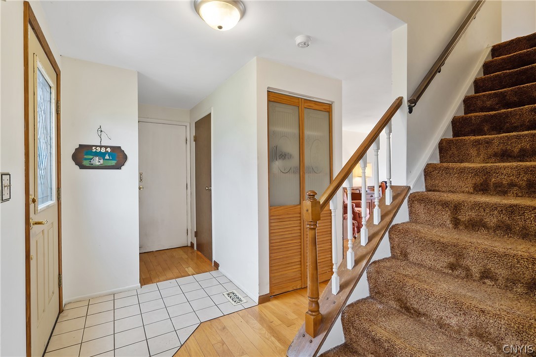 5984 Darby Road Cicero, NY 13039 - Photo 6 of 43 Entrance