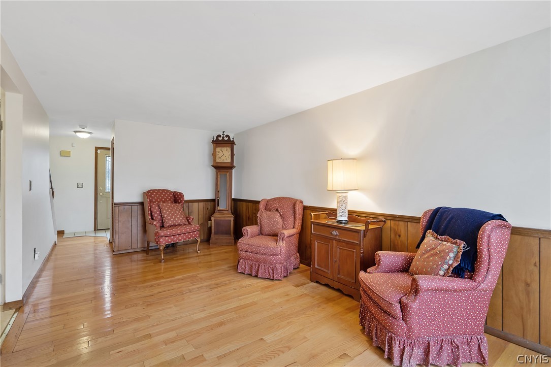 5984 Darby Road Cicero, NY 13039 - Photo 9 of 43 Beautiful hardwood floors